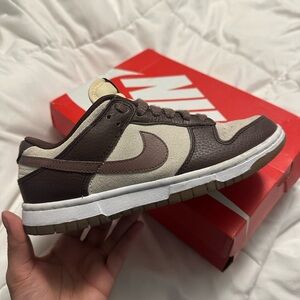 Nike Women's Dunks Brown and Cream Athletic Shoes